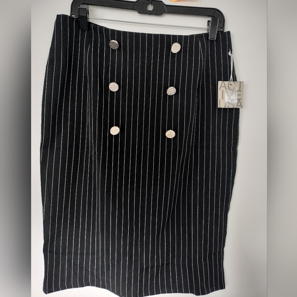 Pencil skirt